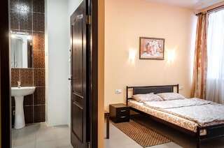 Апартаменты Paradise Garden Харьков Стандартный двухместный номер с 1 кроватью-1